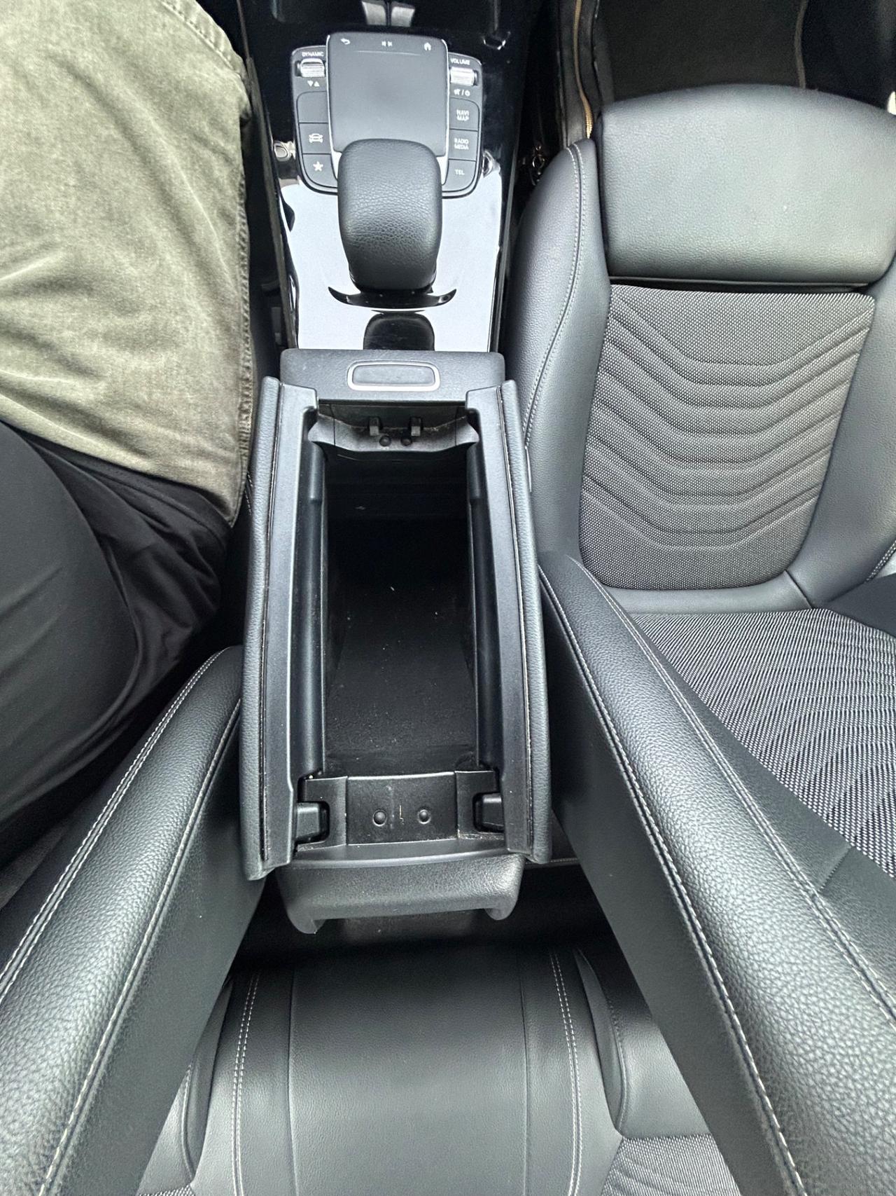 Mercedes-benz A 180 d Automatic Business
