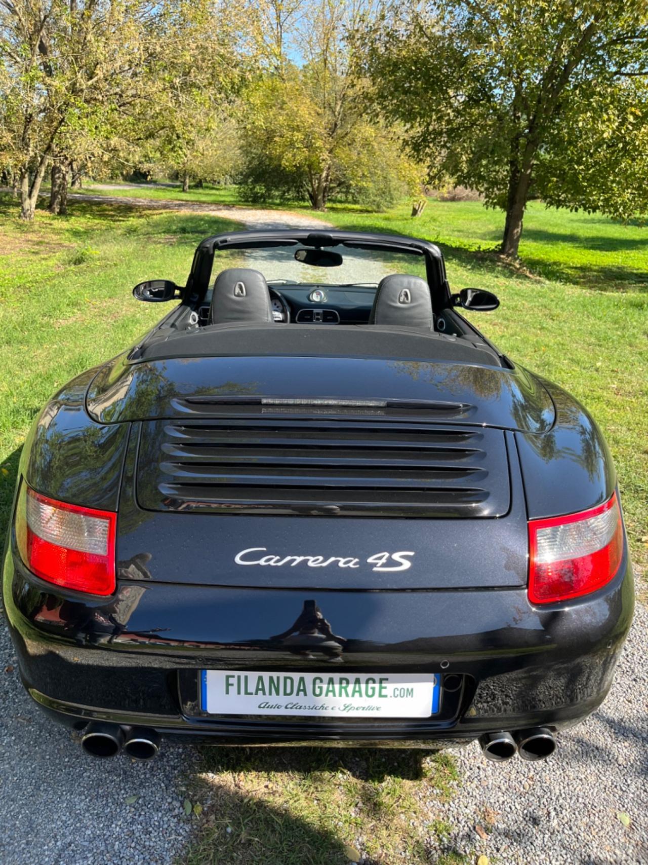 Porsche 911 Carrera 4S Cabriolet