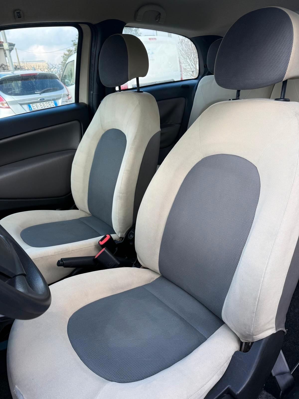 Lancia Ypsilon 1.3 Multijet 16V Platino