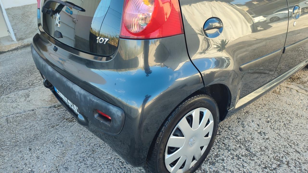 Peugeot 107 1.0 68CV 5p. Desir