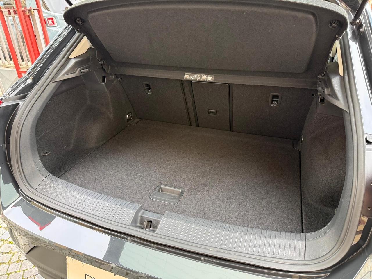 Volkswagen T-Roc 1.0 TSI 110cv STYLE 2021 UNICA!