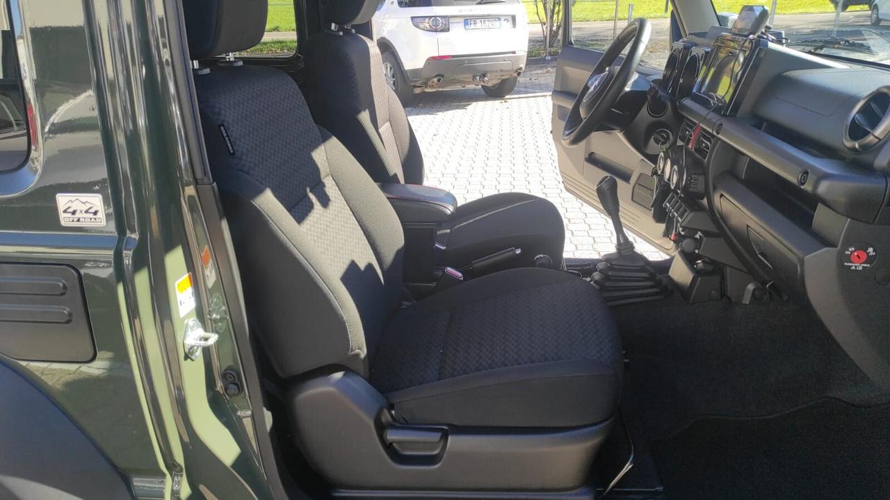 SUZUKI JIMNY 4X4 RIDOTTE 4 POSTI AUTOVETTURA TOP