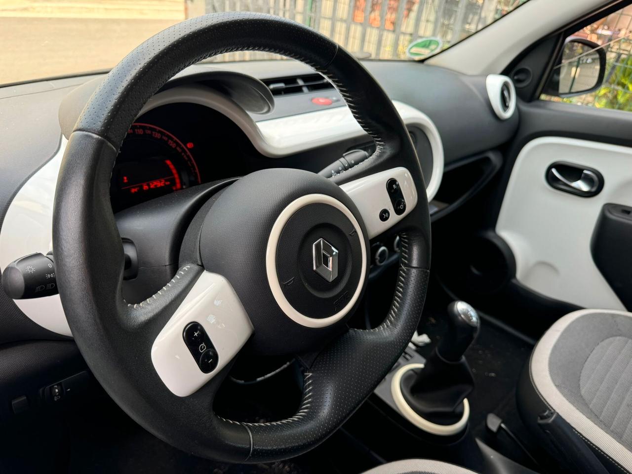 Renault Twingo SCe Zen LIMITED