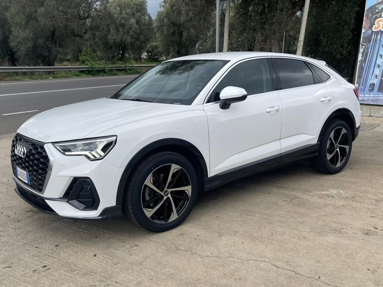 Audi Q3 SPB 35 TDI S tronic Business Plus