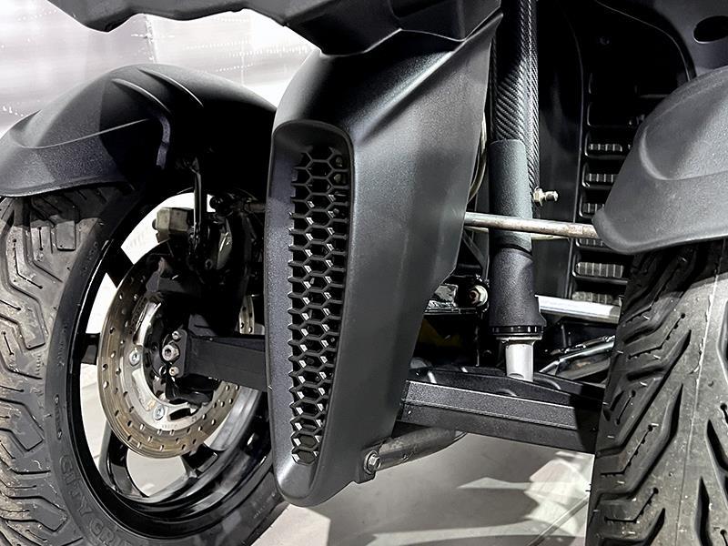 Quadro 350 3