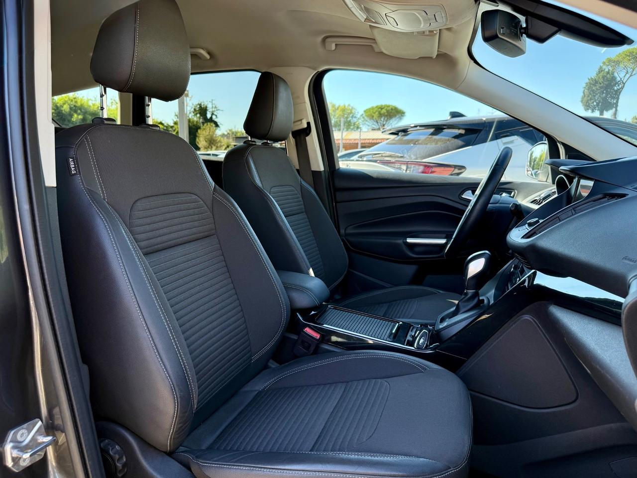 Ford Kuga 1.5 TDCI 120 CV S&S 2WD Powershift Edition