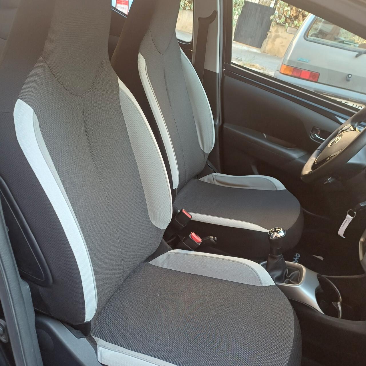 Toyota Aygo 1.0 VVT-i 69 CV 5 porte