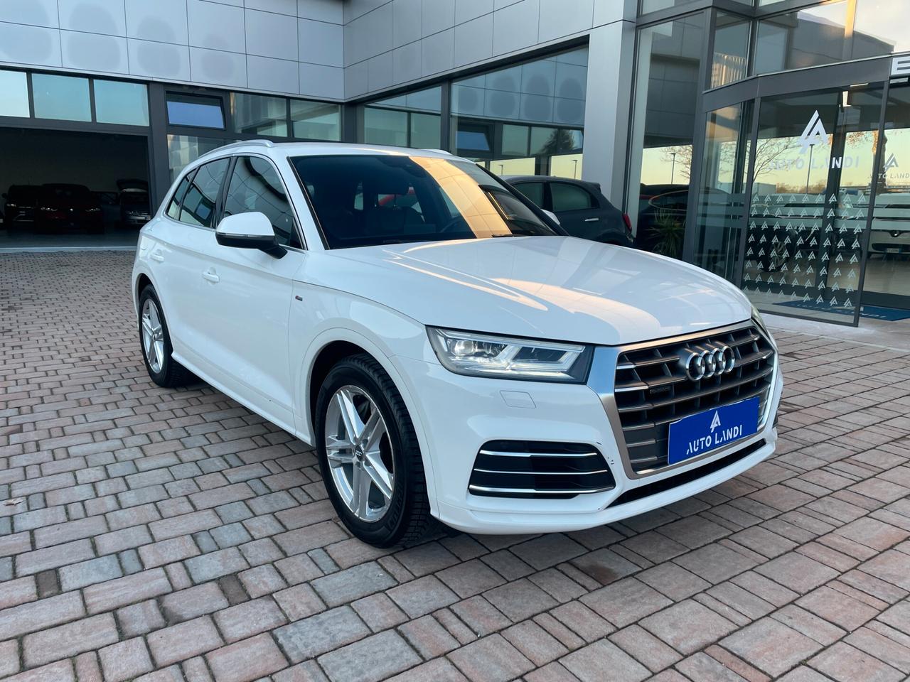 Audi Q5 55 TFSI e quattro S tronic line plus