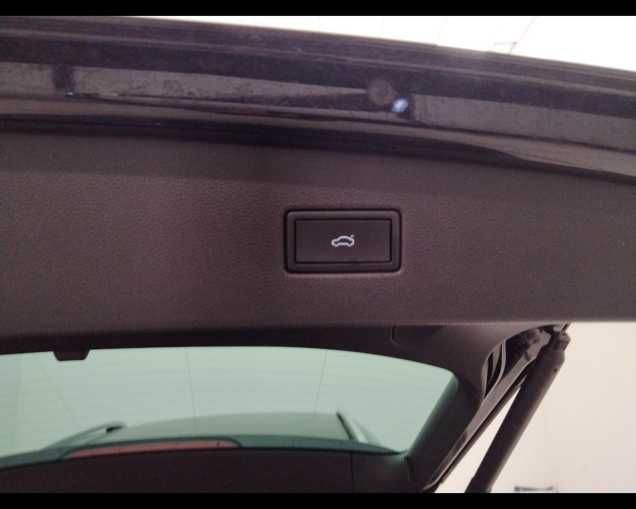 VOLKSWAGEN Tiguan II 2021 - Tiguan 1.5 tsi Elegance 150cv dsg