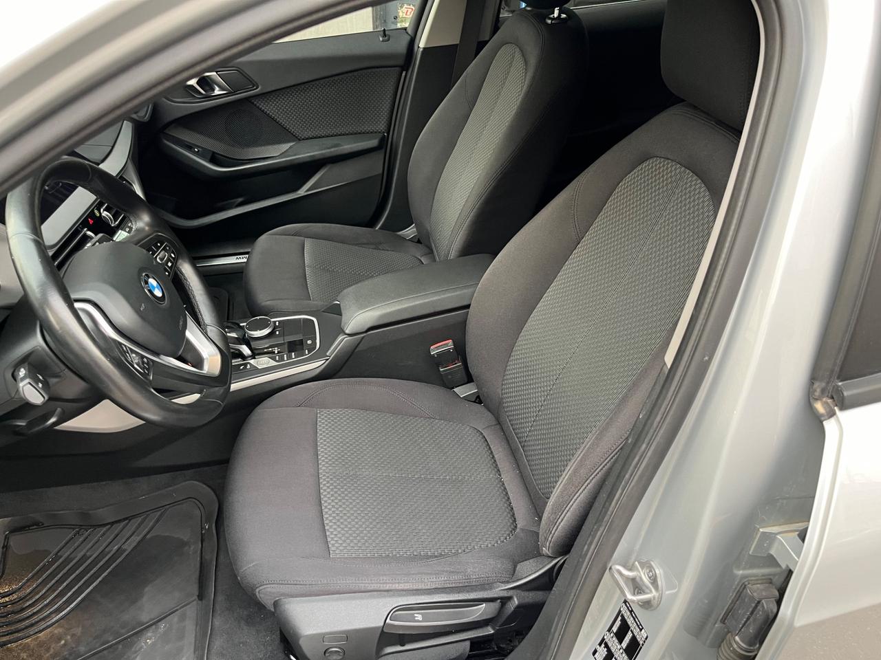 Bmw serie 1 116d 5p. Luxury 56000 km