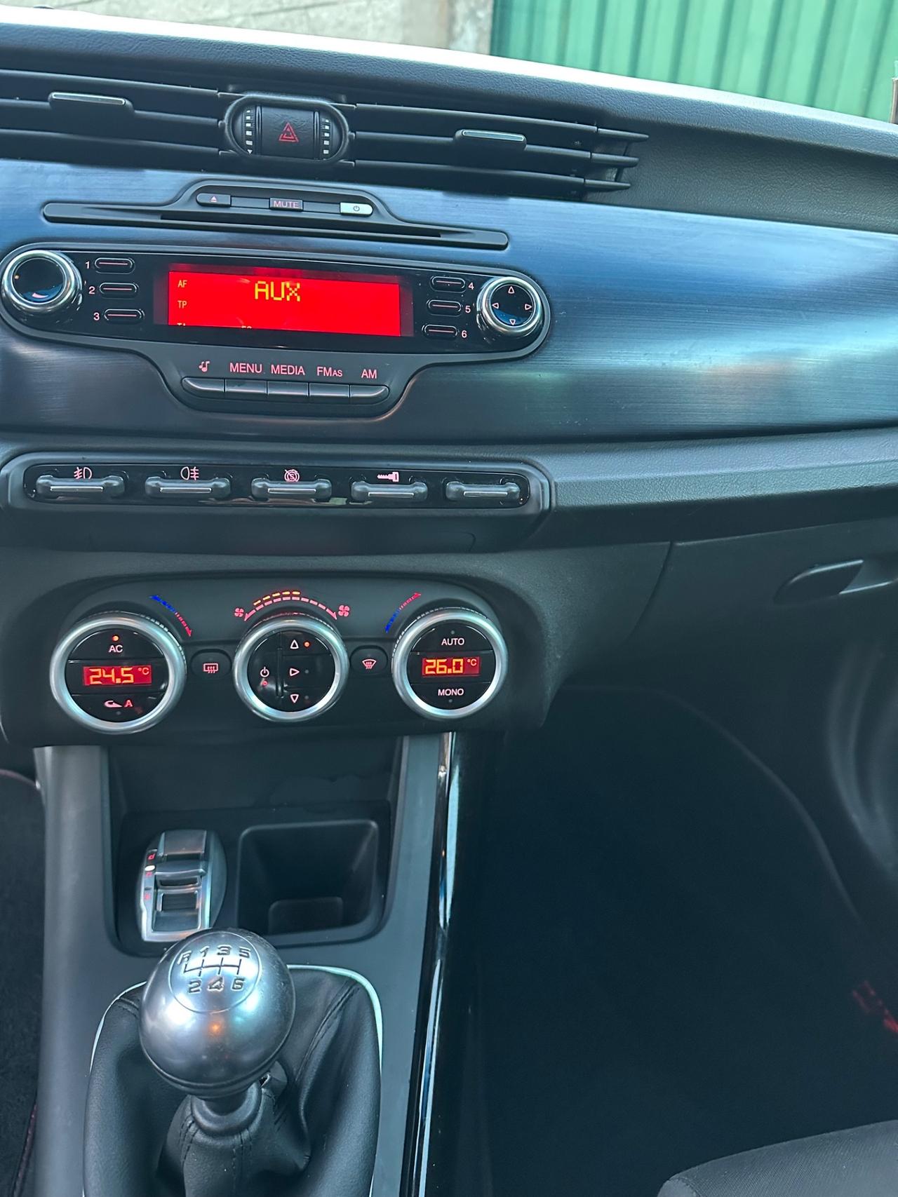 Alfa Romeo Giulietta 1.6 JTDm-2 105 CV Exclusive