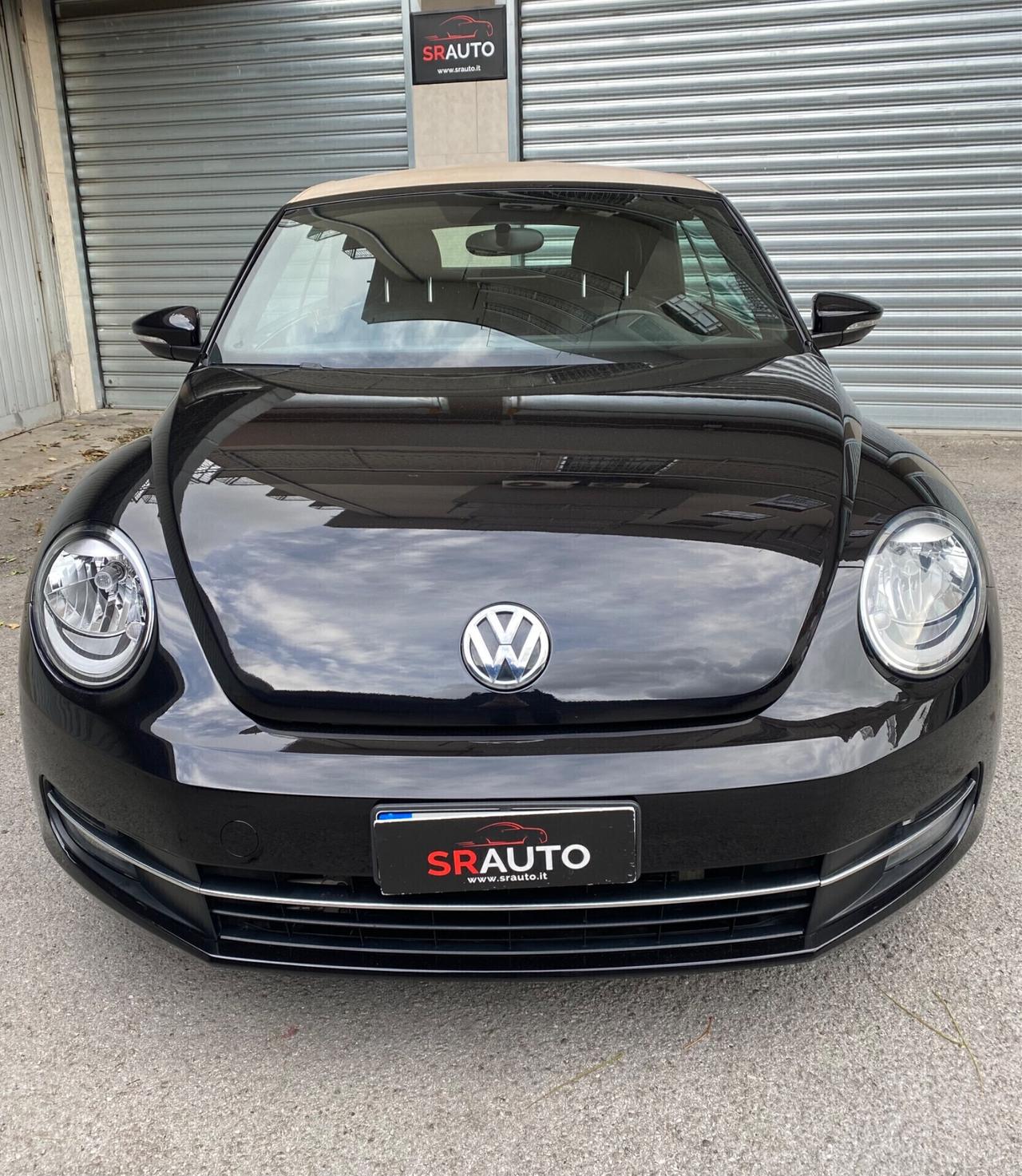 Volkswagen Maggiolino CABRIO 2.0 TDI 110cv Sport