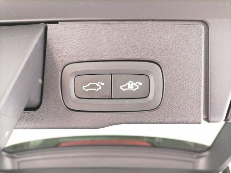 Volvo XC60 2.0 b4 Core auto