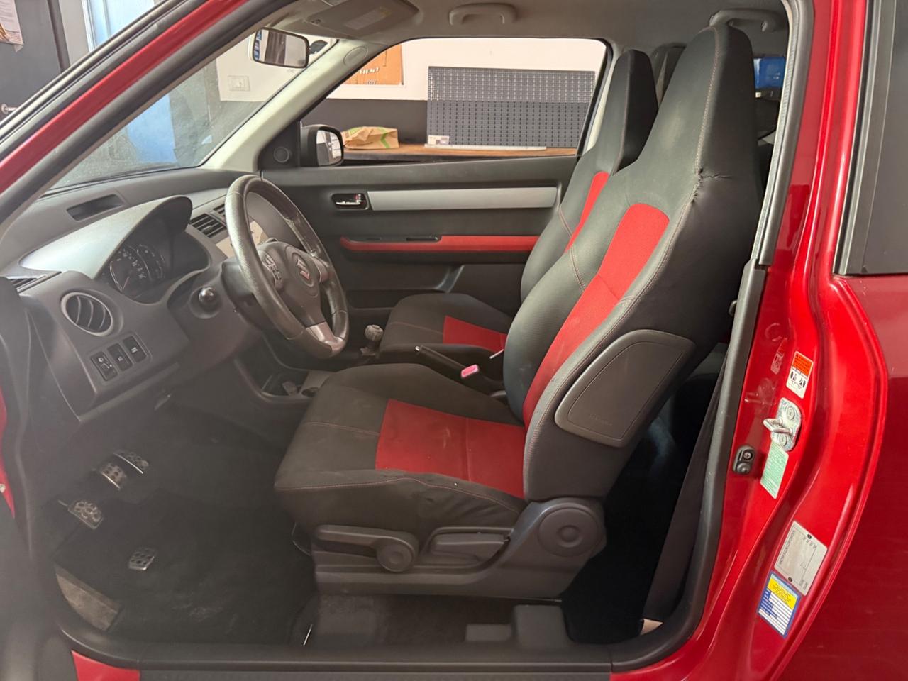 Suzuki Swift 1.6 3p. Sport GL leggere bene
