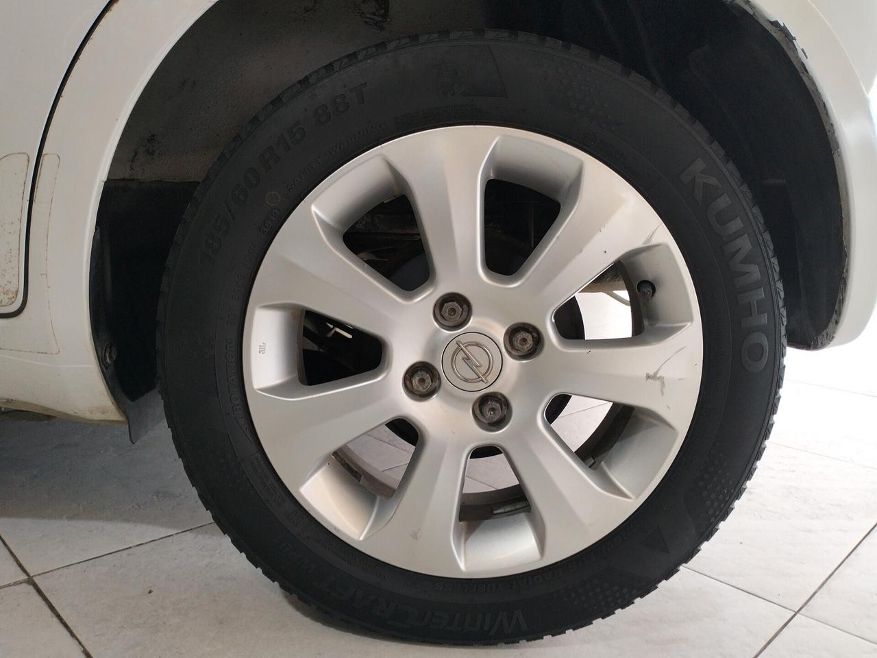 Opel Agila 1.2 16v Enjoy 86cv - NEOPATENTATI