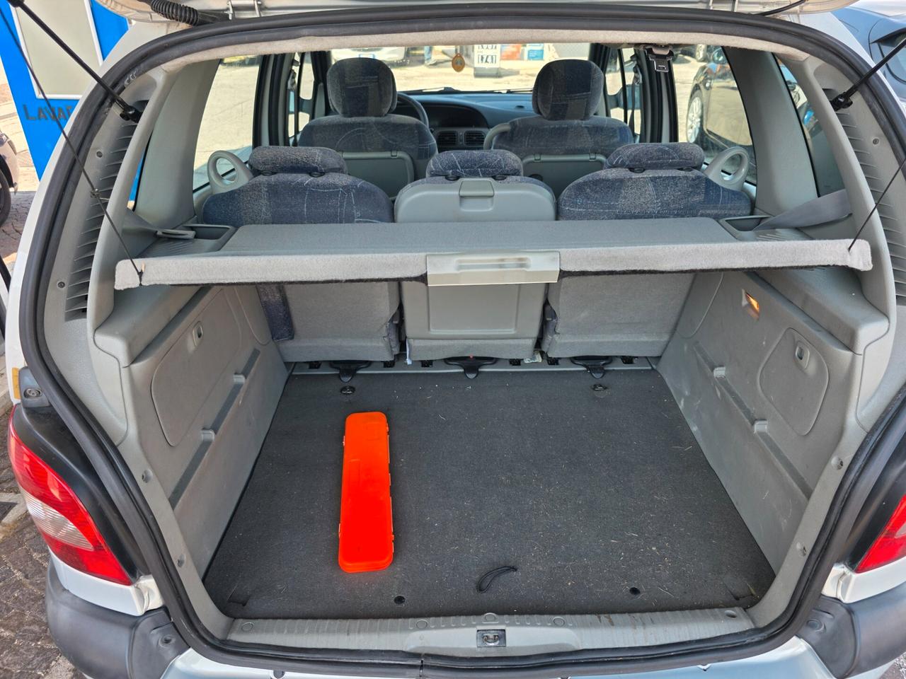 Renault Scenic RXE 1.6 con 132.000km Neopatentati ok