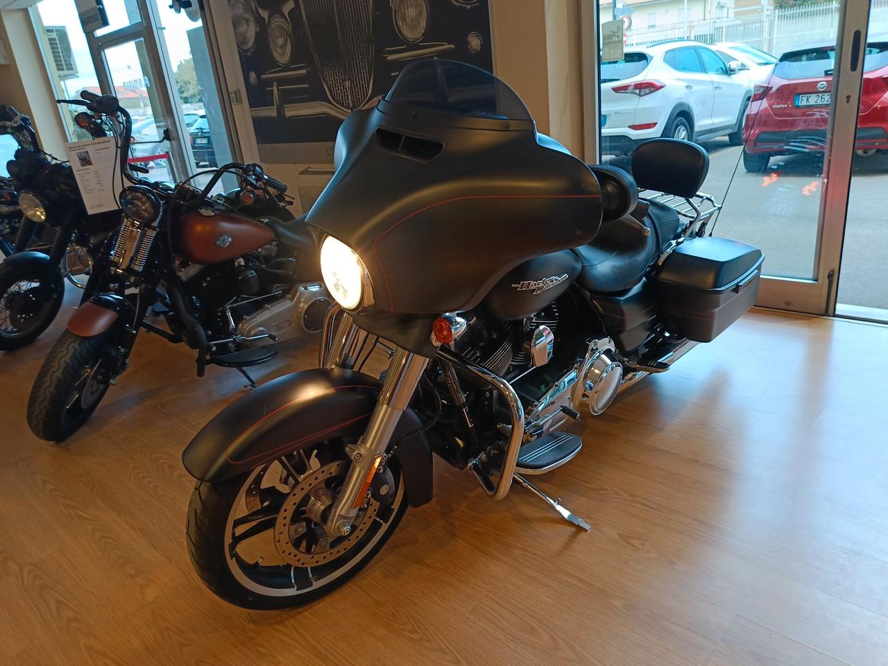 Harley-davidson Touring Street Glide FLHXS