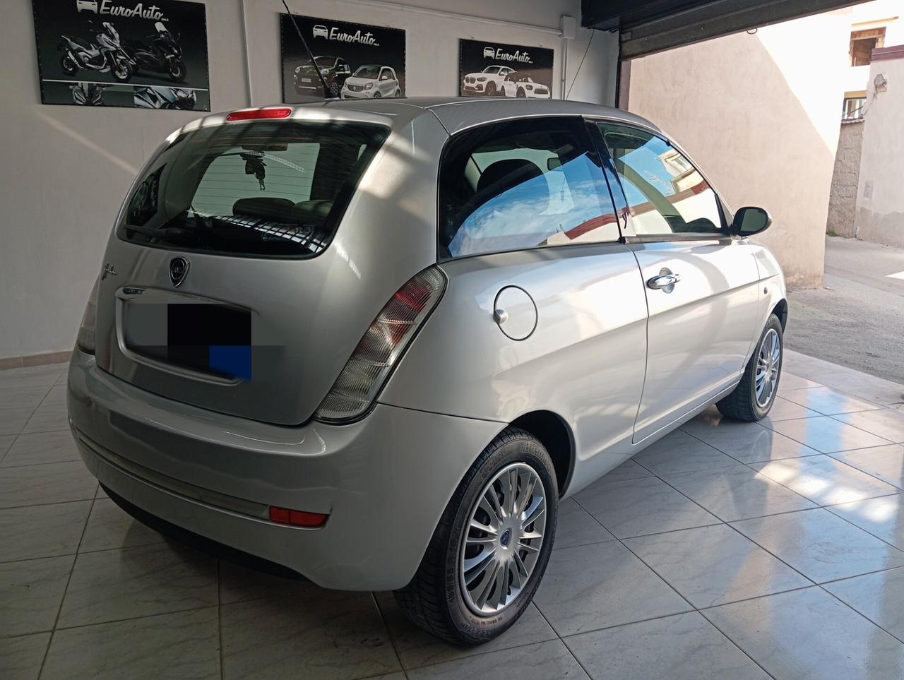 Lancia Ypsilon 1.2 benzina 2008 CON GARANZIA