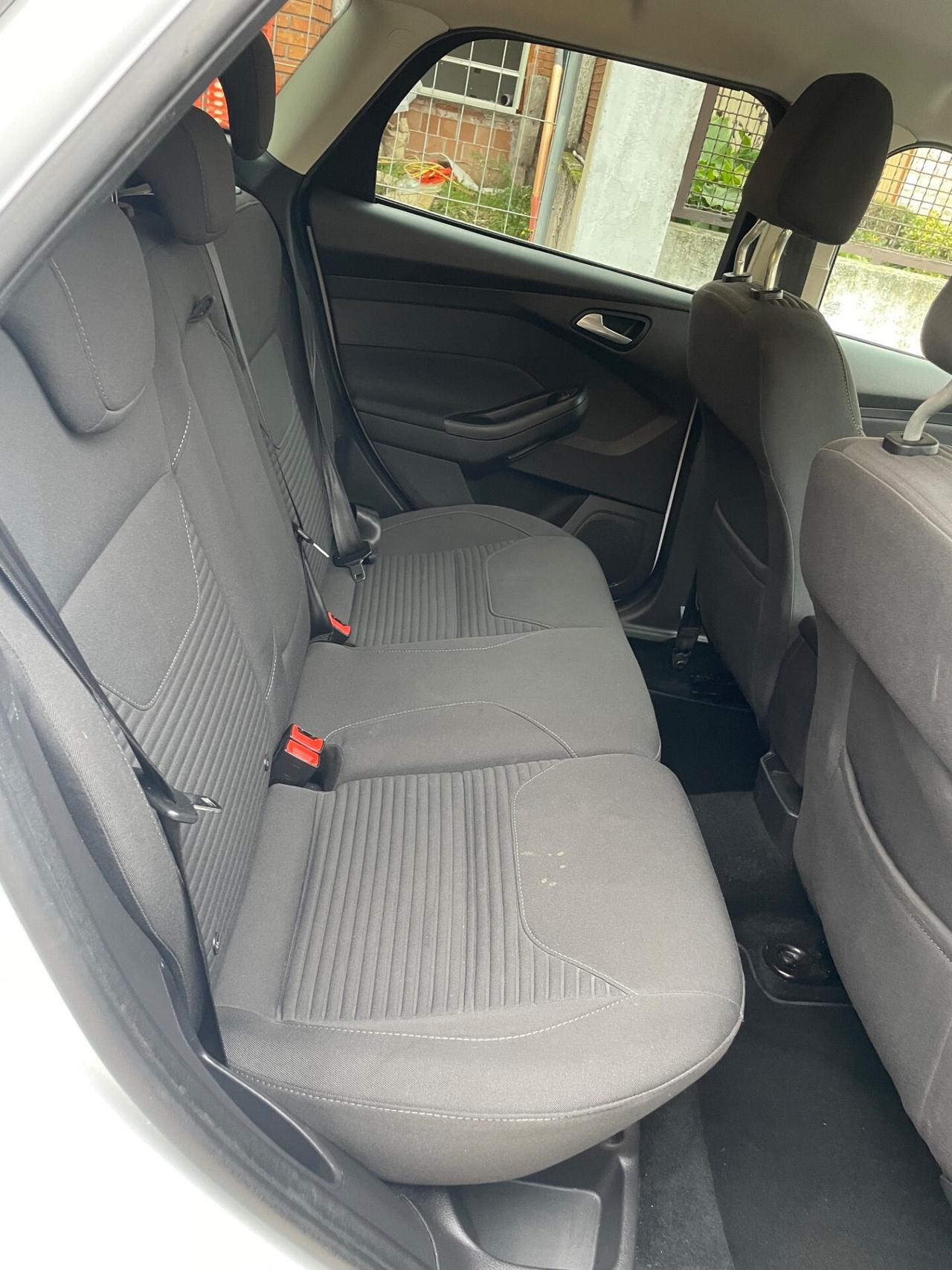 Ford Focus 1.5 TDCi Titanium garanzia 12 mesi