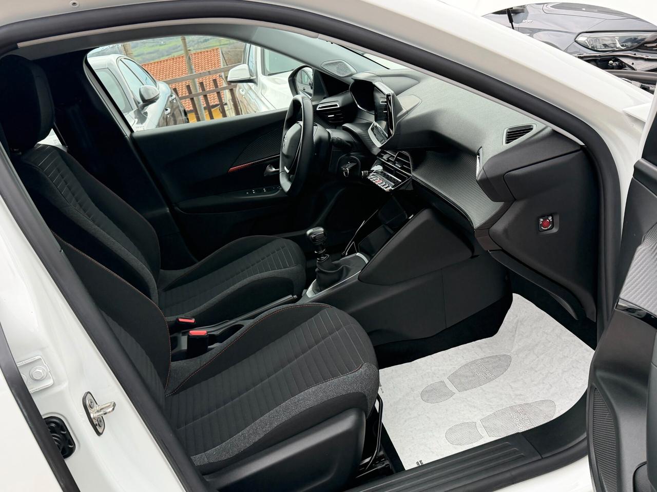 Peugeot 2008 1.5 BLUEHDI 110 cv. ACTIVE