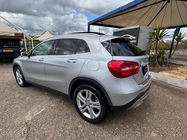 Mercedes-benz GLA 200d 136cv Aut. Enduro ''tetto panoramico''