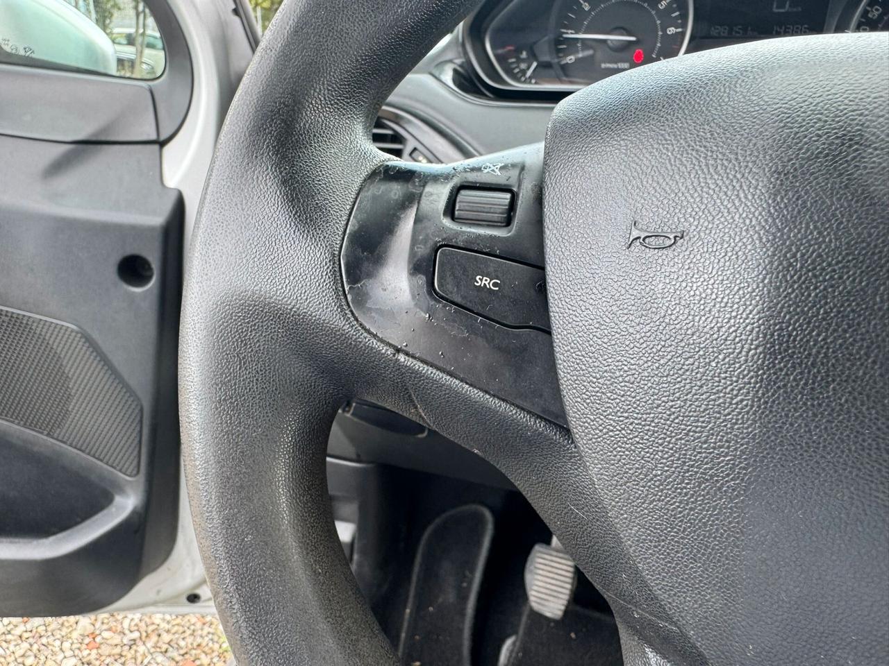 Peugeot 208 1.2 GPL 5 PORTE 17 SOLO 127.000 KM