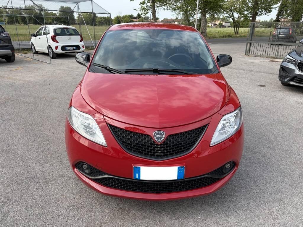 Lancia Ypsilon 1.0 FireFly 5 porte S&S Hybrid Ecochic Gold