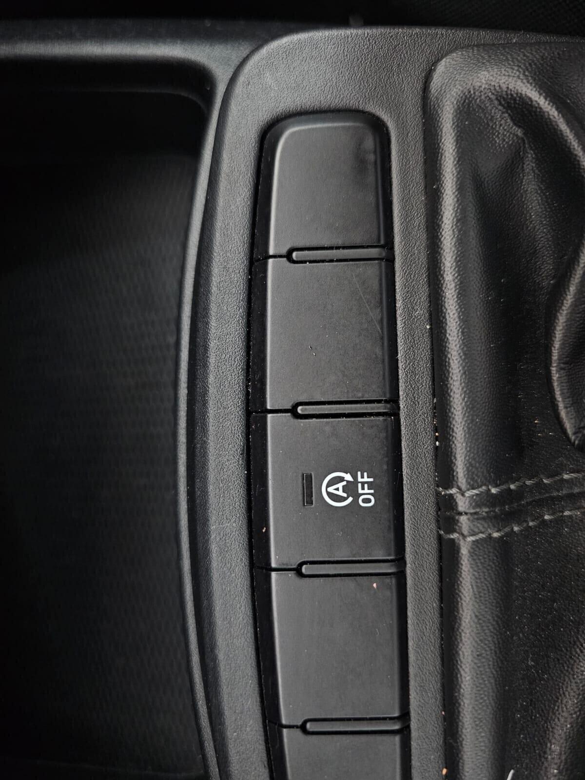 NUOVA HYUNDAI i10 ADVANCED 1.0 BENZ 67CV - UFFICIALE ITALIANA