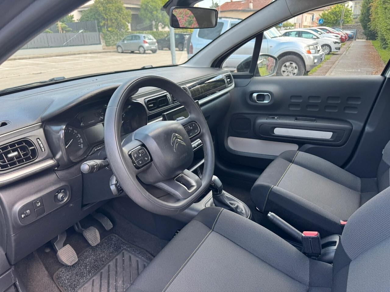 Citroen C3 PureTech 82 GPL Shine
