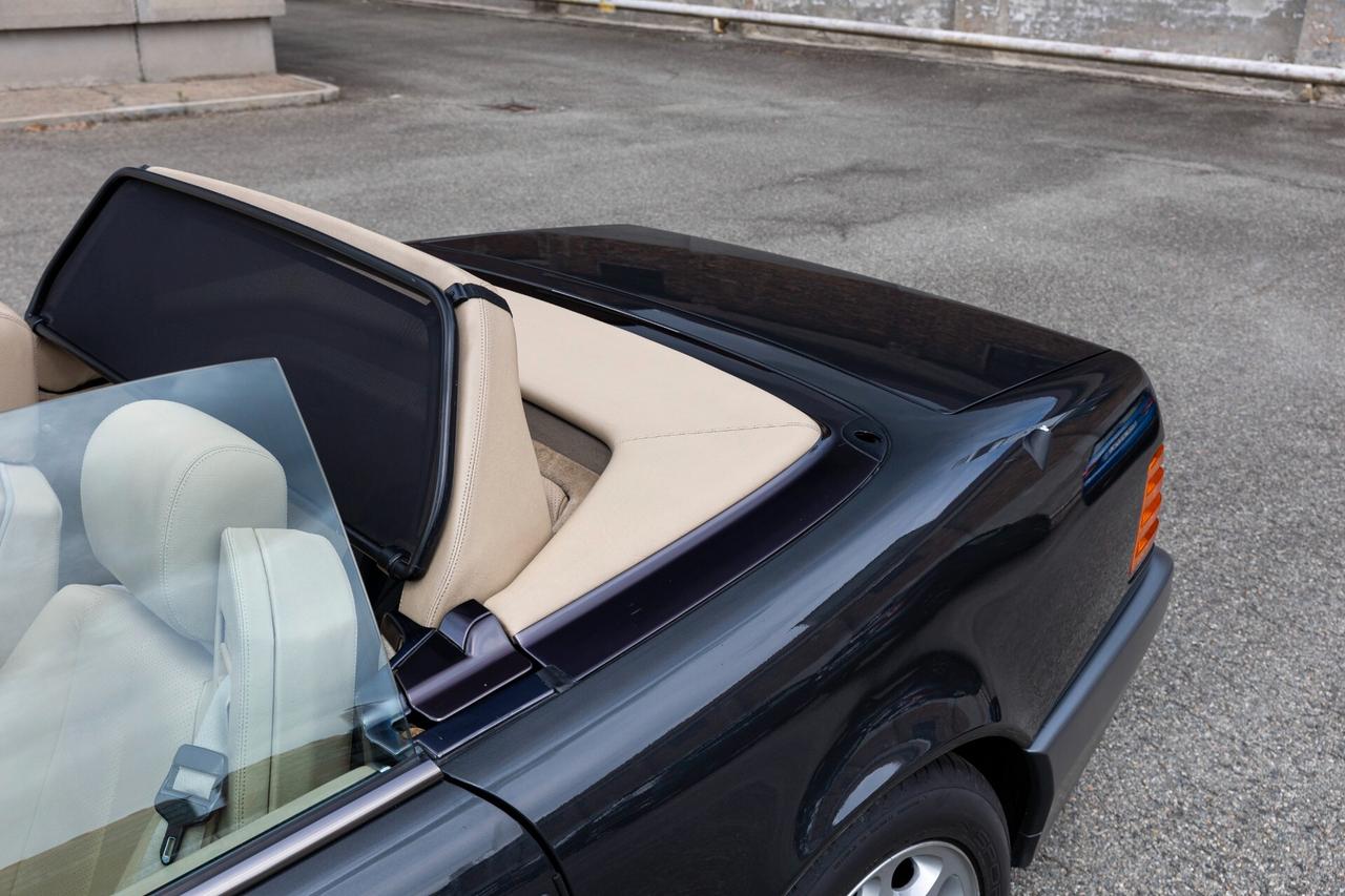 Mercedes-benz SL 300 SL-24