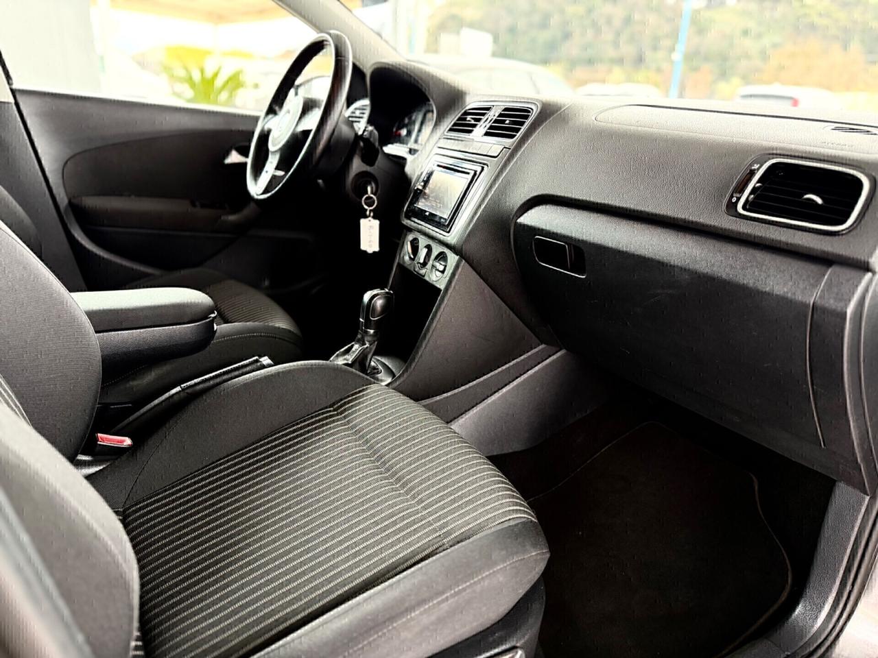 VW Polo 1.6 TDI 90CV AUTOMATICA DSG ANCHE NEOPATENTATI
