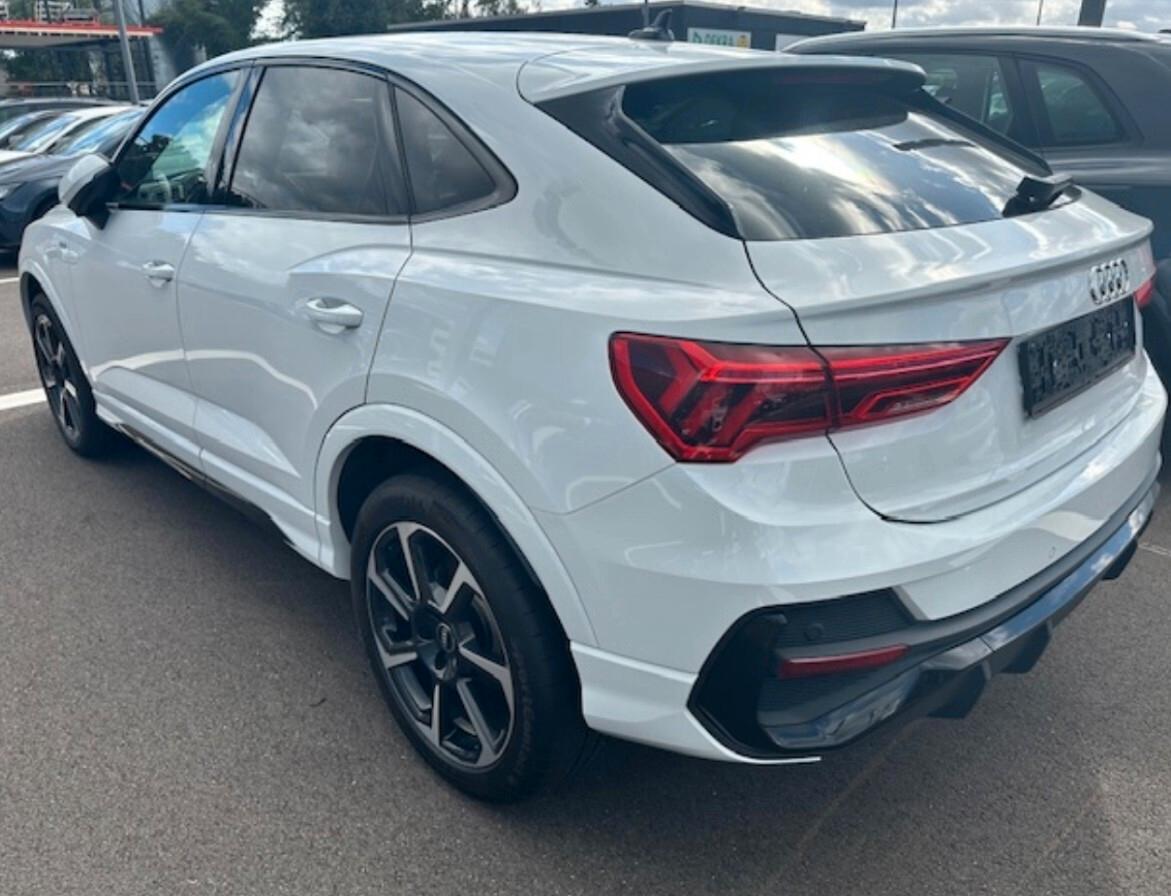 Audi Q3 SPB 35 TFSI S tronic S LINE PACK BLACK BANG E OLUFSUNESN CERCHI 19