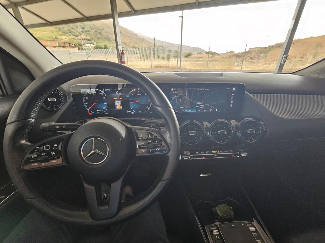 MERCEDES GLA 180 MERCEDES CDI BUSINESS 09/2020