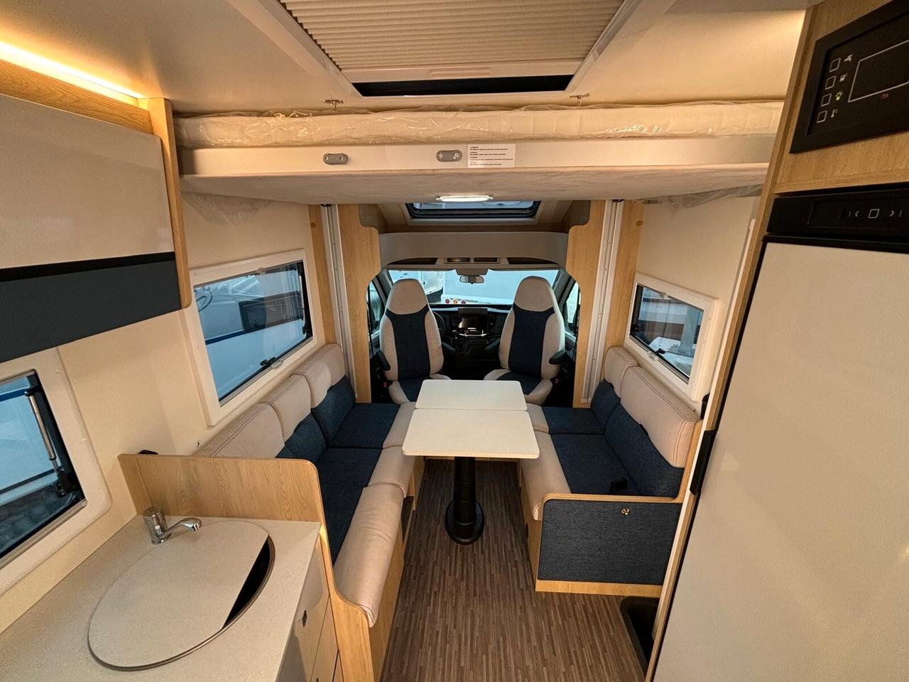 Ci International Horon 30 XT camper