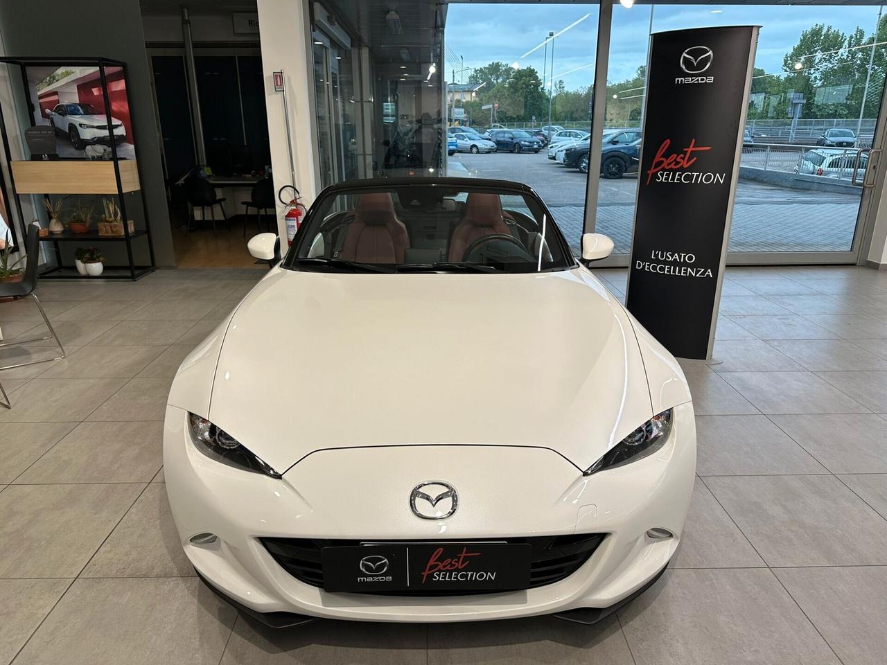Mazda MX-5 1.5L Skyactiv-G Soft Top 100th Anniversary