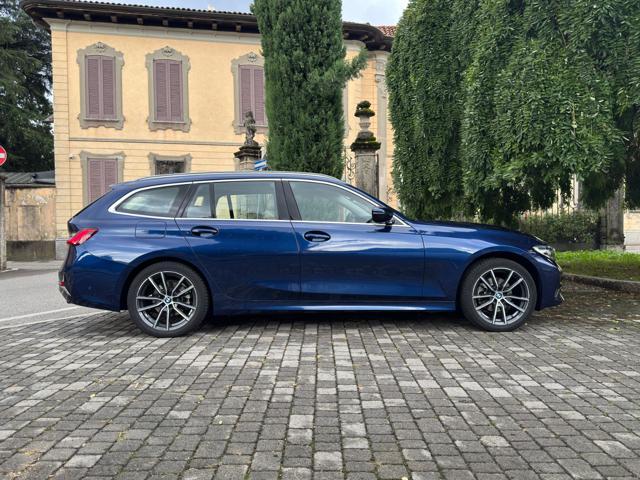 BMW 320 d xDrive Touring Luxury iva deducibile