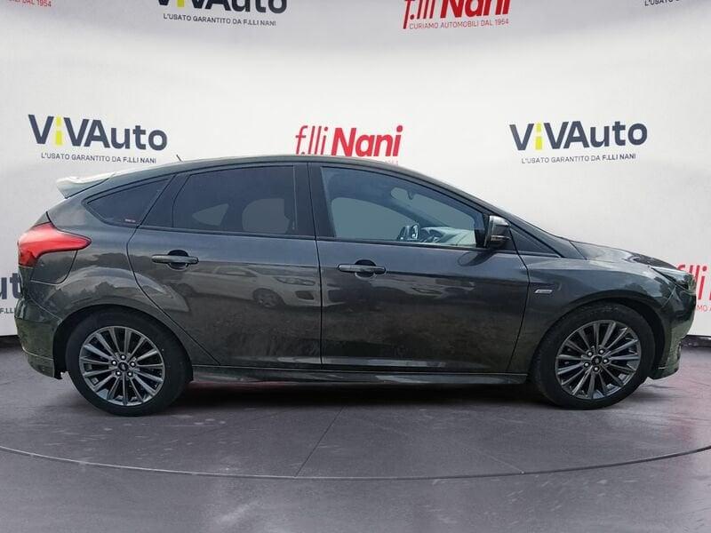 Ford Focus 1.5 TDCi 120cv S&S ST Line