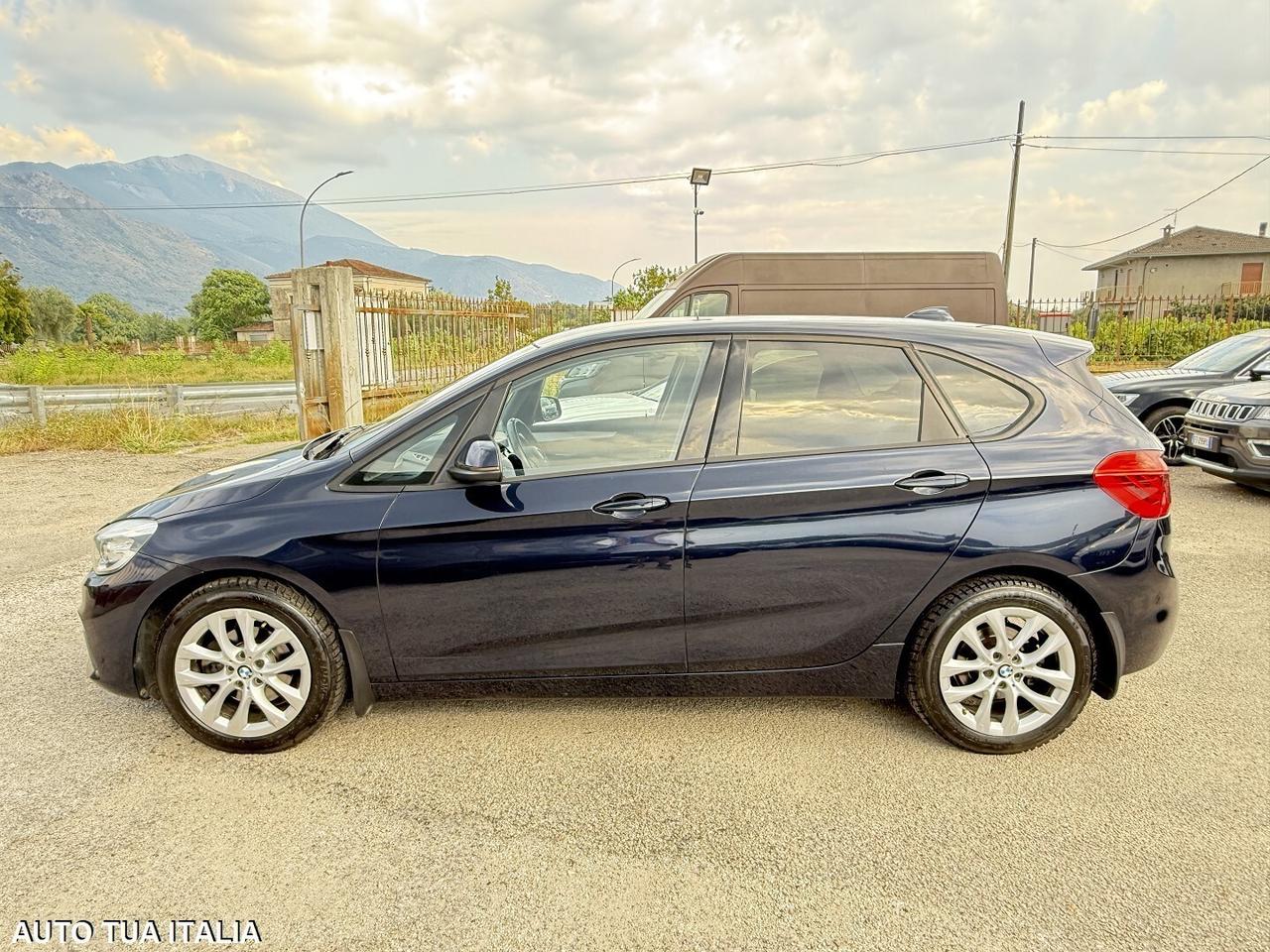 BMW 218 ACTIVE TOURER navi virtual cockpit clima