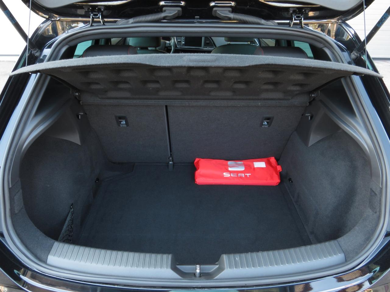 Seat Leon 2.0tdi FR 150cv dsg. full led/doppi sensori/retrocamera/keyless/android/carplay