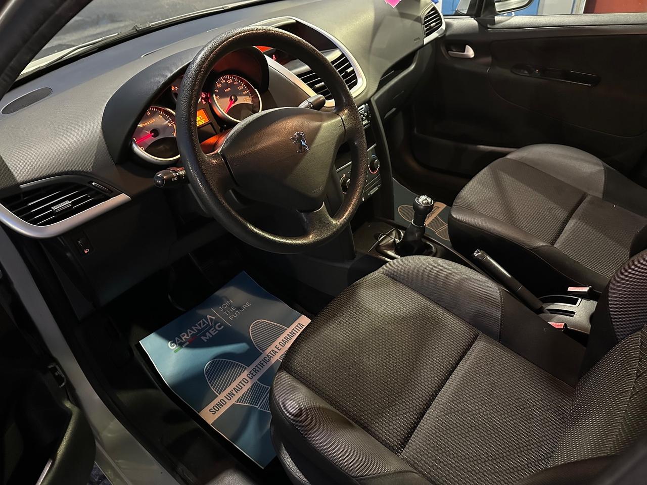 Peugeot 207 1.4 8V 75CV 5p. X Line