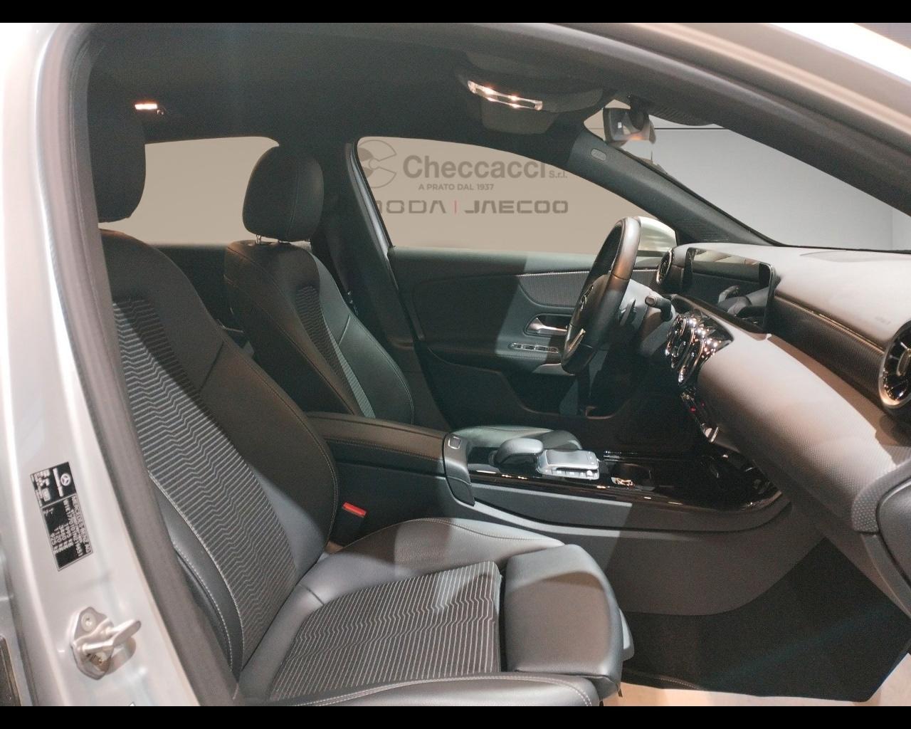 MERCEDES Classe A (W177) A 180 d Automatic ...