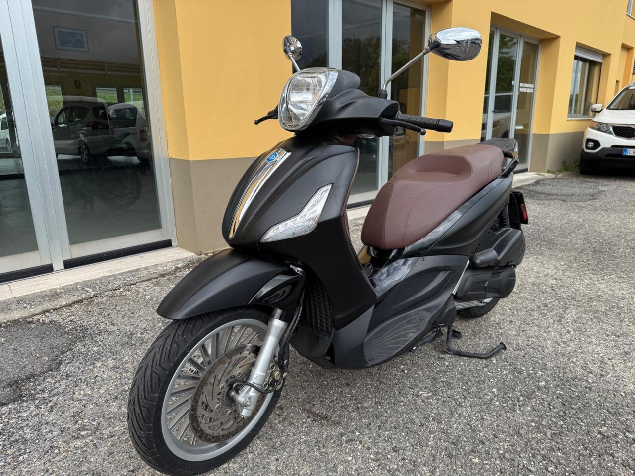 Piaggio Beverly 300