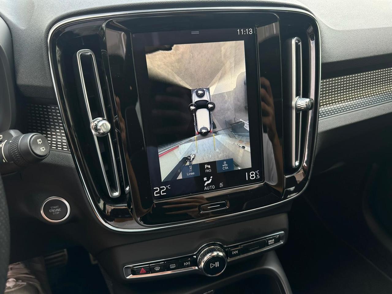 Volvo XC40 B4 AWD Geartronic R-design - Tetto apribile
