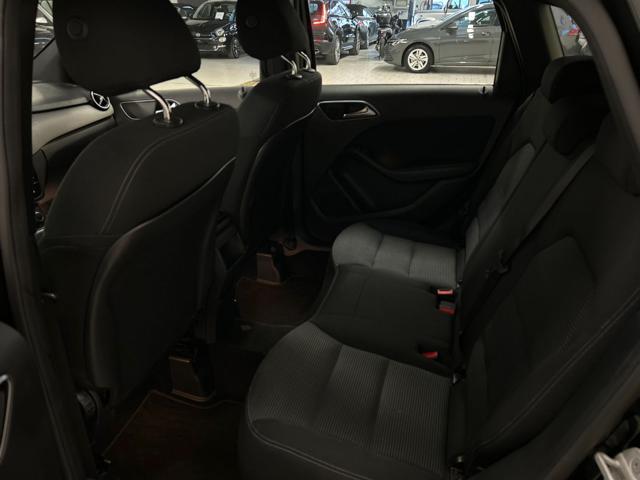 MERCEDES-BENZ B 180 d Automatic Executive
