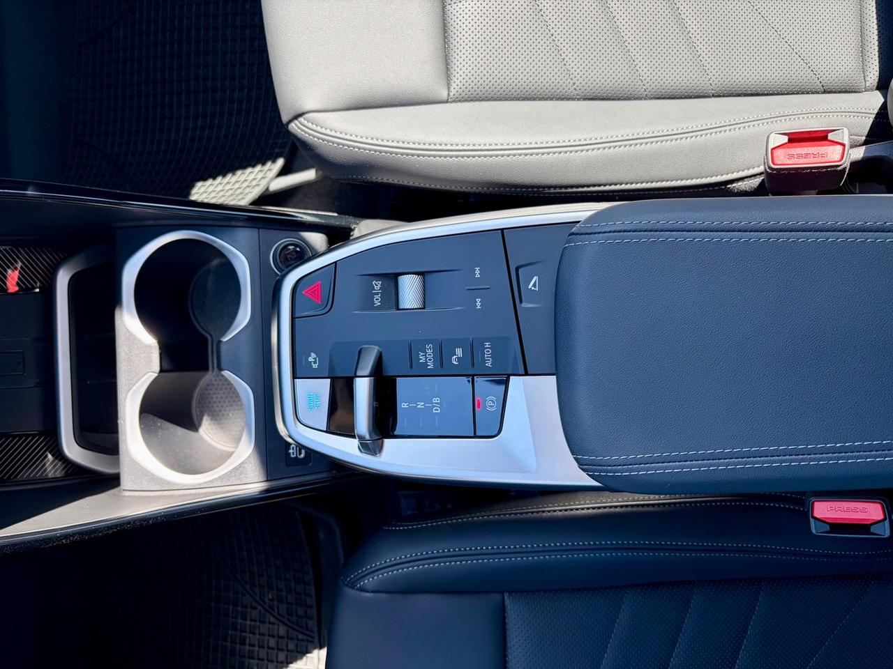 Bmw IX1 XLine eDrive20 #10125