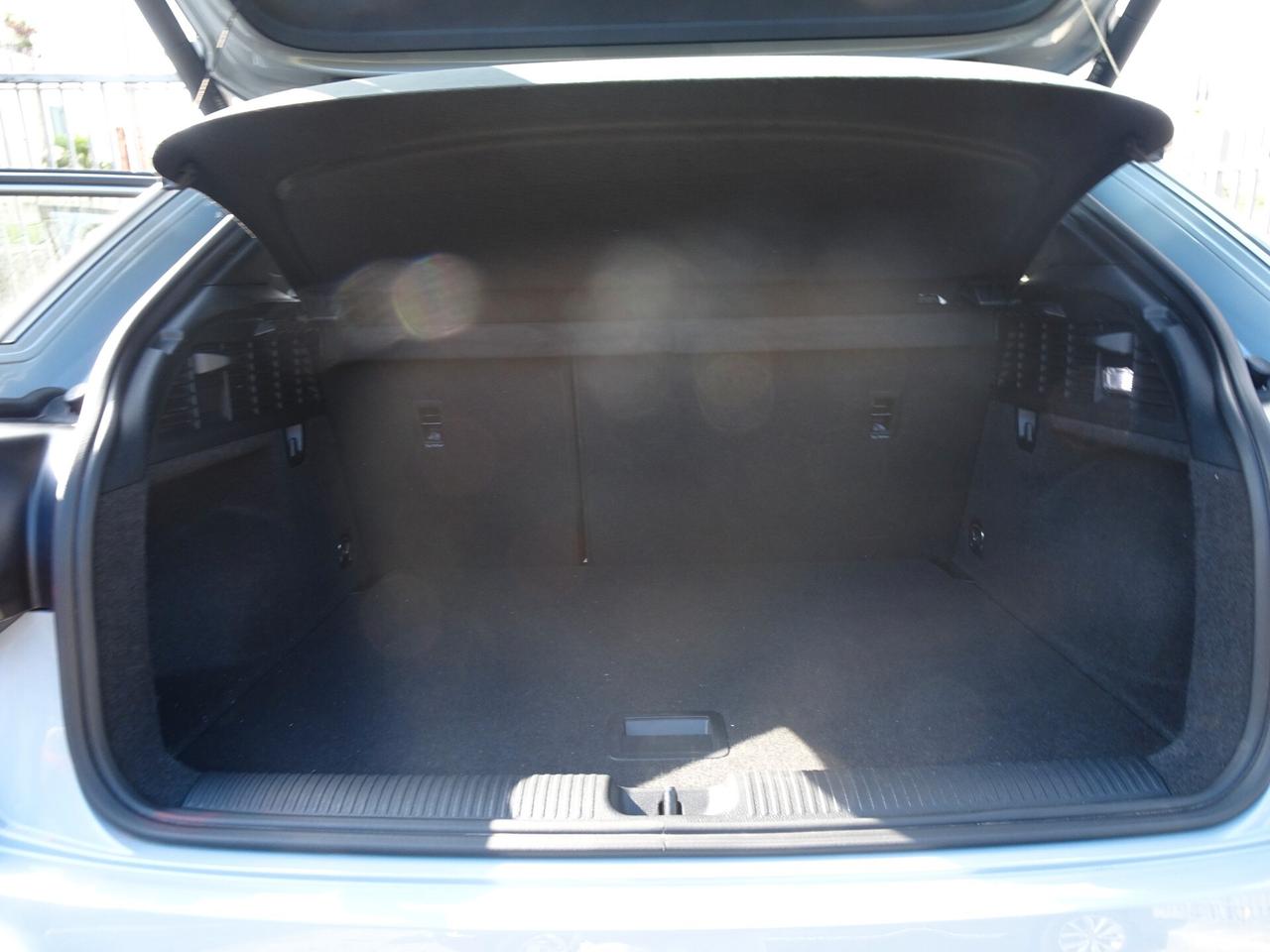 Audi Q2 35 TDI S Tronic S Line Edition