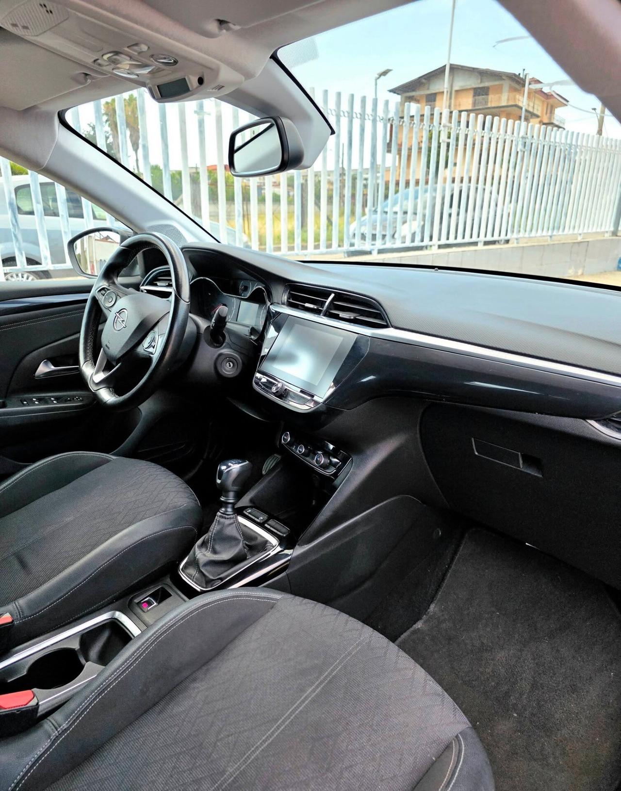 Opel Corsa 1.2 bz 101 CV Elegance con 49.000 Chilometri