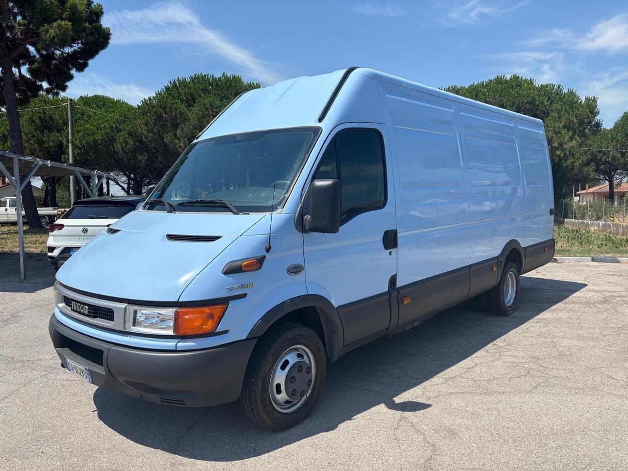 Iveco Daily 35C12VP 2.3 Hpi TDI PL-TA-RG Furg.