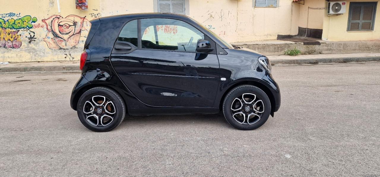 Smart ForTwo 0.9 90CV Turbo twinamic Prime.