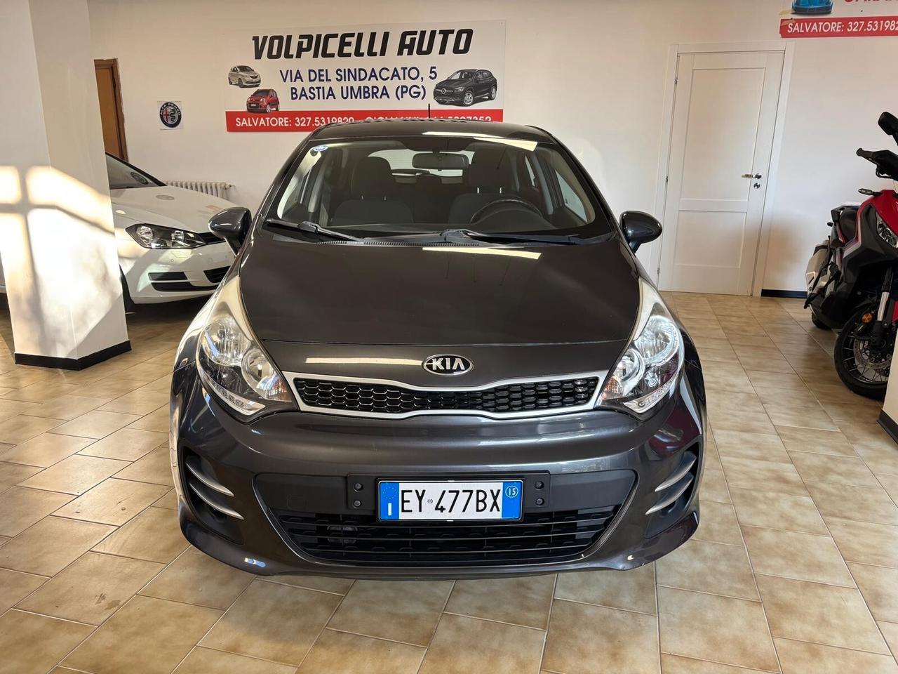 KIA RIO ANNO 2015 BZ 1.2 ADATTA NEOPATENTATI KM 130 MILA